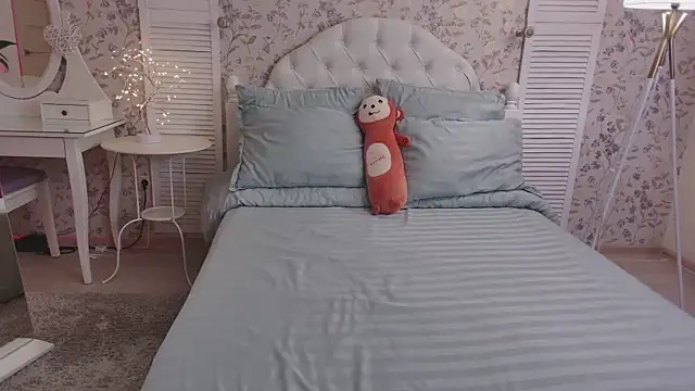 Wendy-Darling online show from 03/21/25, 12:18