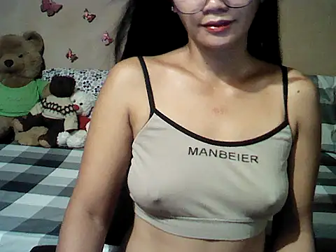 Mia Rein online show from 05/13/26, 01:41