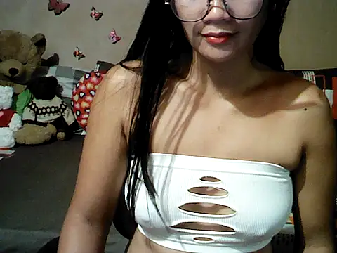 Snapshot of Mia_Rein chatting on 07/10/26, 01:25 Mia Rein online show from 07/10/26, 01:25