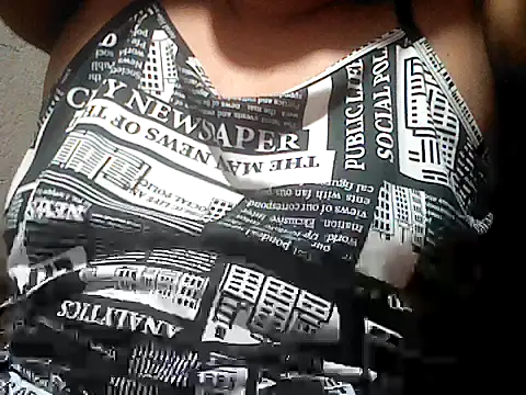 Snapshot of Sexyhorney4u chatting on 06/07/26, 07:39 Sexyhorney4u online show from 06/07/26, 07:39