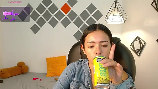 Snapshot of Ivy_Gail chatting on 12/11/24, 05:43 Ivy Gail online show from 12/11/24, 05:43