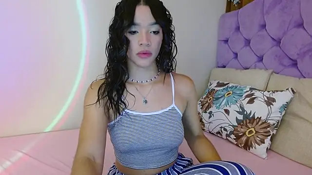 kiarablue online show from 03/17/25, 04:19