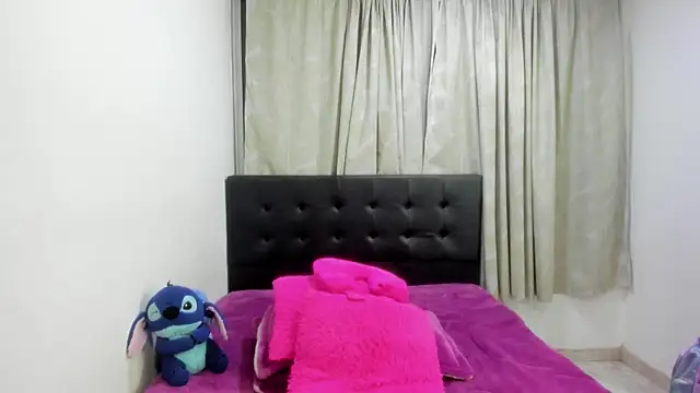 horny  molly  online show from 01/09/26, 01:30