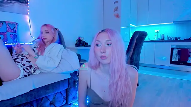 AlexRoseLiRed online show from 12/15/24, 10:15