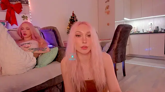 AlexRoseLiRed online show from 01/04/25, 02:35