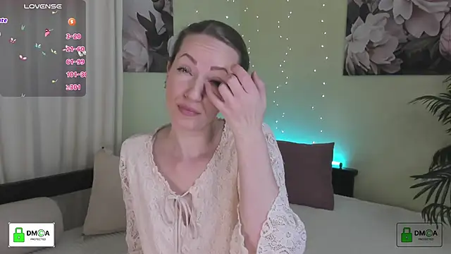 Queenymel online show from 02/08/26, 03:15