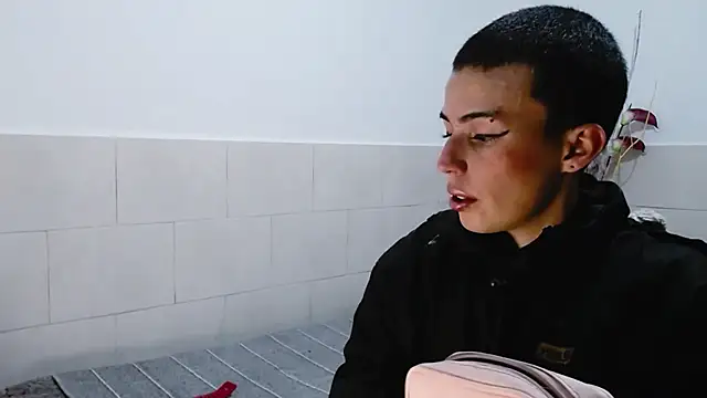 Cocain Atenea online show from 12/17/25, 09:10