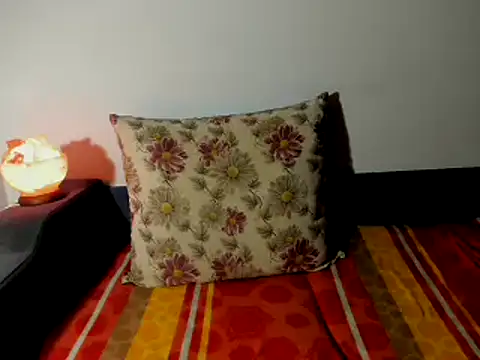 AliceisHome online show from 12/04/24, 05:16