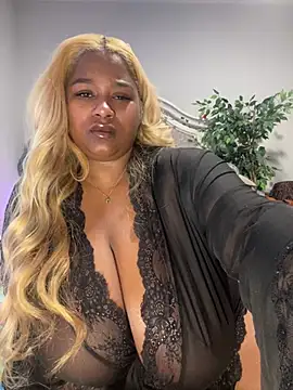 BigFineSelena online show from 01/06/25, 02:47