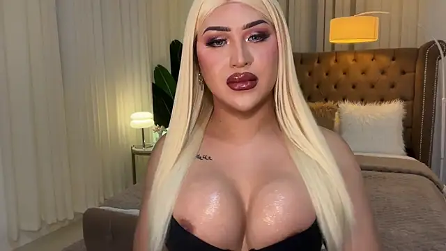 Your Majesty Tyra online show from 02/27/25, 09:32