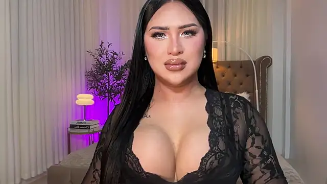 Your Majesty Tyra online show from 09/22/25, 04:47