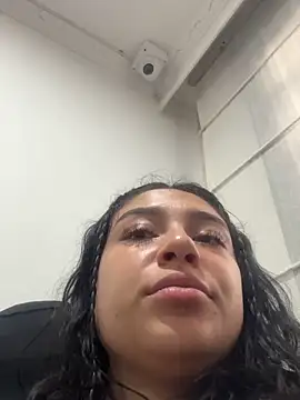 dayra angels online show from 10/03/25, 07:11