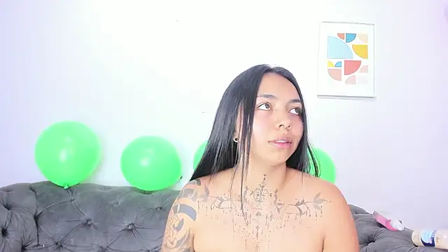 miss soffi  online show from 03/17/26, 12:19