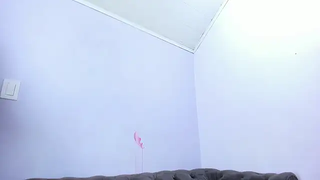 miss soffi  online show from 04/20/26, 12:52