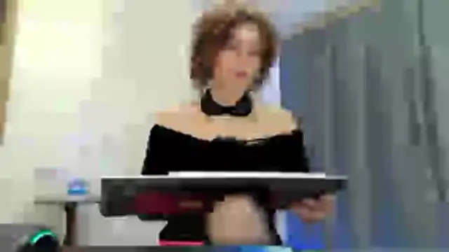 elenaza online show from 06/05/26, 05:29