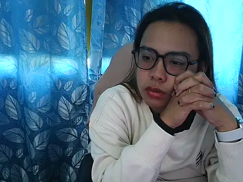 Snapshot of Your_PrettyGirlxxx chatting on 10/21/25, 01:06 Your PrettyGirlxxx online show from 10/21/25, 01:06