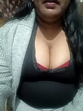 rekhabb123 online show from 01/12/26, 10:09