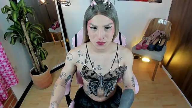 queenramoona-hot online show from 02/11/26, 01:32