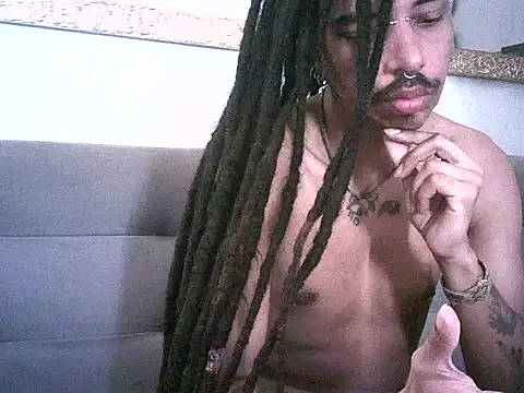 DarkSlim666 online show from 01/07/26, 04:20