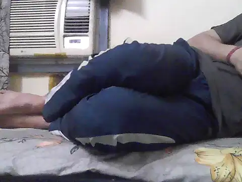 Snapshot of Desi_Rider_Aadi chatting on 05/04/26, 03:19 Desi Rider Aadi online show from 05/04/26, 03:19