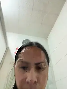 yesie hot online show from 09/09/25, 12:10