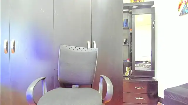 Candy And Andy  online show from 03/19/25, 04:55