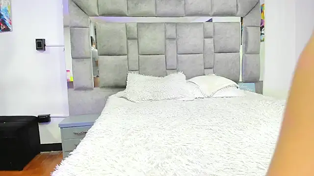 Candy And Andy  online show from 02/05/26, 04:39