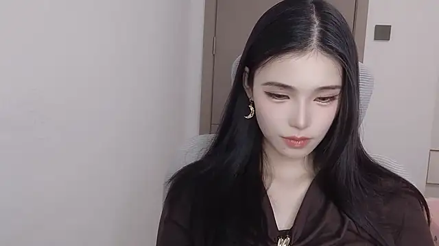 Tibbie-66 online show from 04/24/26, 10:39