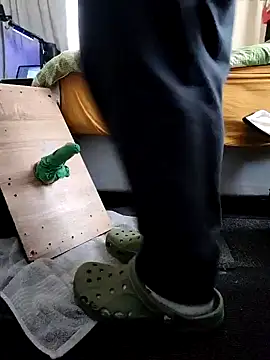 Snapshot of TheTree13 chatting on 03/24/26, 12:48 TheTree13 online show from 03/24/26, 12:48