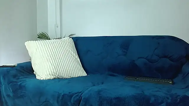 Robyn Miller online show from 09/25/25, 03:05