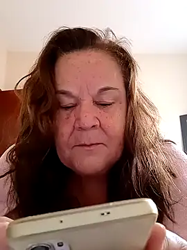 Yaya Mineira online show from 01/14/25, 12:03
