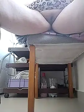 Yaya Mineira online show from 11/19/25, 06:30