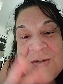 Yaya Mineira online show from 05/15/26, 11:23