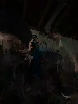 Snapshot of KcCumz19 chatting on 11/30/25, 02:43 KcCumz19 online show from 11/30/25, 02:43