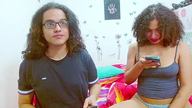 Snapshot of Kami_chigiri21 chatting on 03/10/25, 12:18 Kami chigiri21 online show from 03/10/25, 12:18