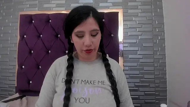 AntoneellaF online show from 01/16/25, 07:38