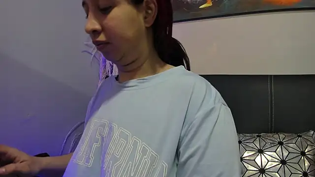 madelaine blosson online show from 04/18/26, 11:03