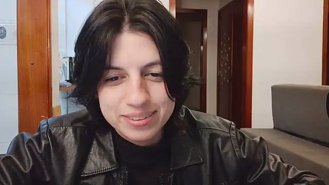 Snapshot of kyslrana chatting on 06/07/26, 10:02 kyslrana online show from 06/07/26, 10:02