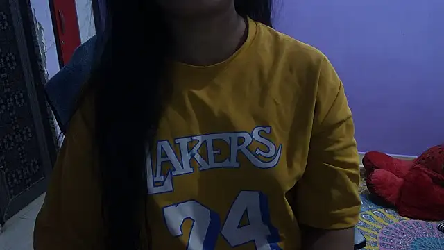 BabyNaina online show from 12/05/25, 06:48