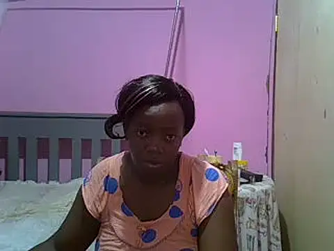 Snapshot of Ebonyceline chatting on 01/30/25, 03:44 Ebonyceline online show from 01/30/25, 03:44