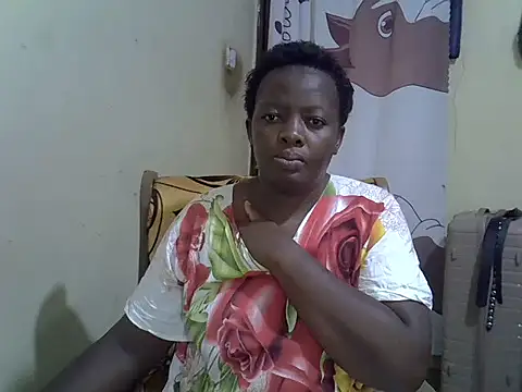 Snapshot of Ebonyceline chatting on 09/15/25, 07:36 Ebonyceline online show from 09/15/25, 07:36