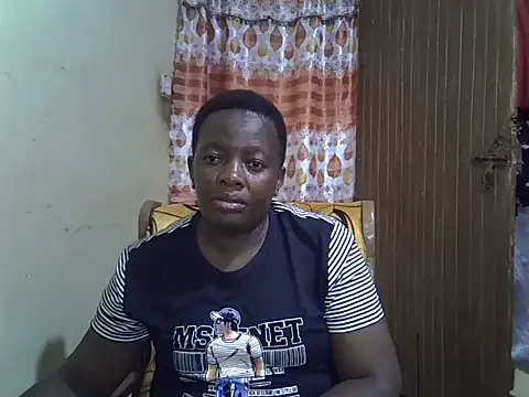 Snapshot of Ebonyceline chatting on 10/15/25, 07:14 Ebonyceline online show from 10/15/25, 07:14