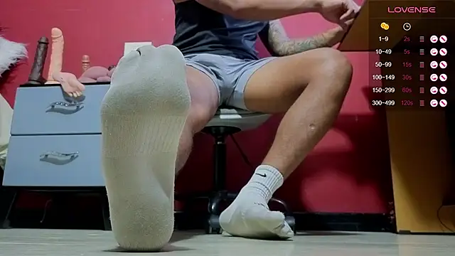 TomLover 12 online show from 10/10/25, 02:49