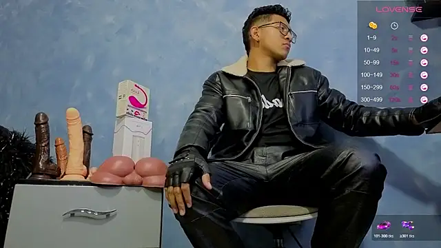 TomLover 12 online show from 01/16/26, 01:53