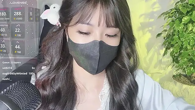 Mya Lee online show from 12/05/24, 10:01