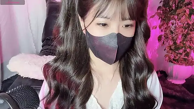 Mya Lee online show from 12/10/24, 07:11