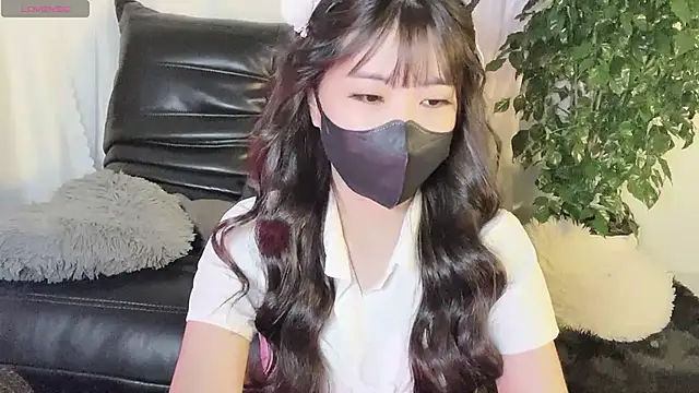 Mya Lee online show from 12/11/24, 04:20