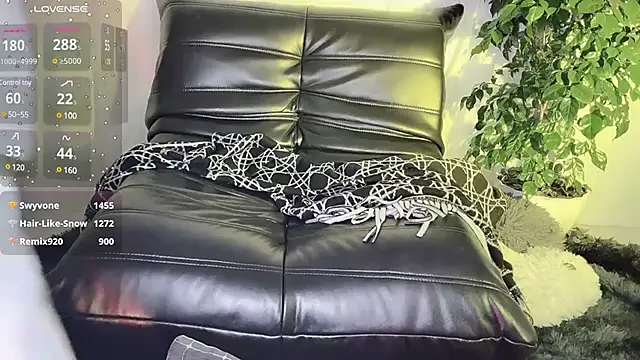 Mya Lee online show from 12/27/24, 10:59