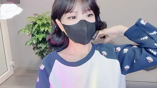 Snapshot of Mya_Lee chatting on 03/01/26, 05:37 Mya Lee online show from 03/01/26, 05:37