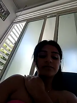 AnnRosse18 online show from 01/12/25, 08:36